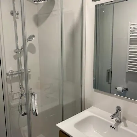 Avenida Manuel Del Palacio Appartement *